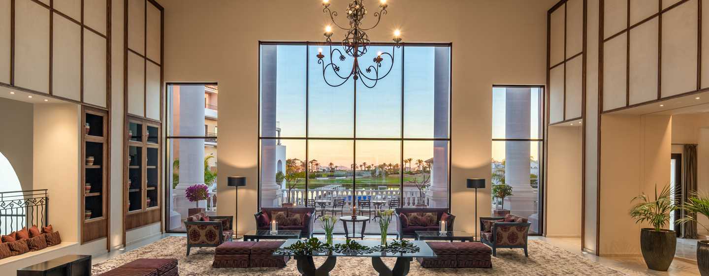 Doubletree By Hilton La Torre Golf Resort Roldan Ngoại thất bức ảnh Lobby